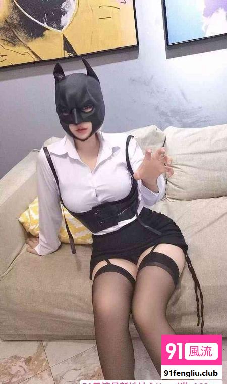 风骚大胸服务妹子